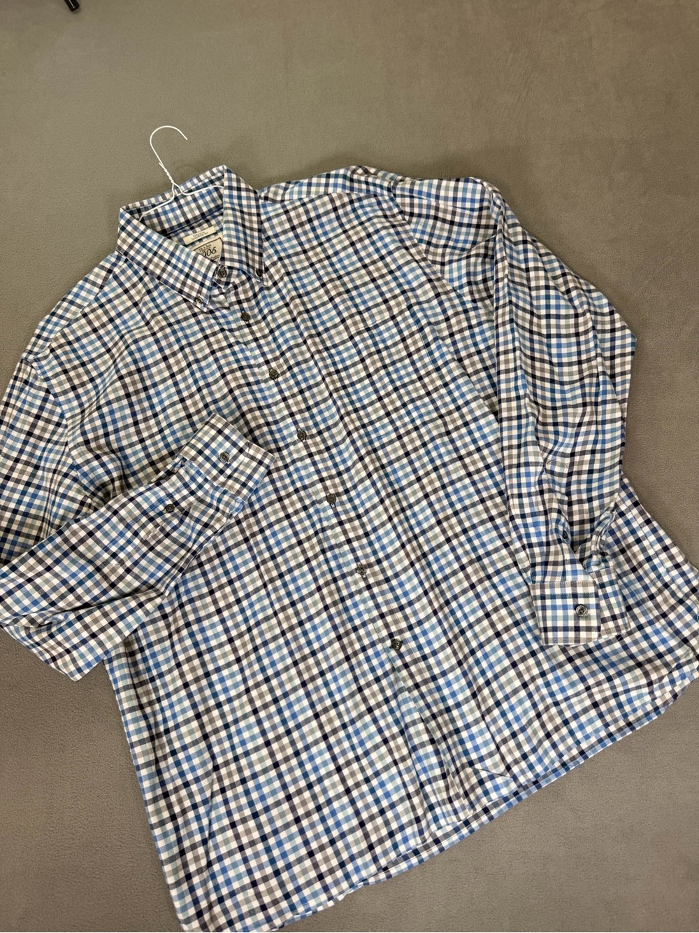 Jos. A Bank Men's Stretch Tailored Fit Blue & White Glen Plaid Button-Down Shirt